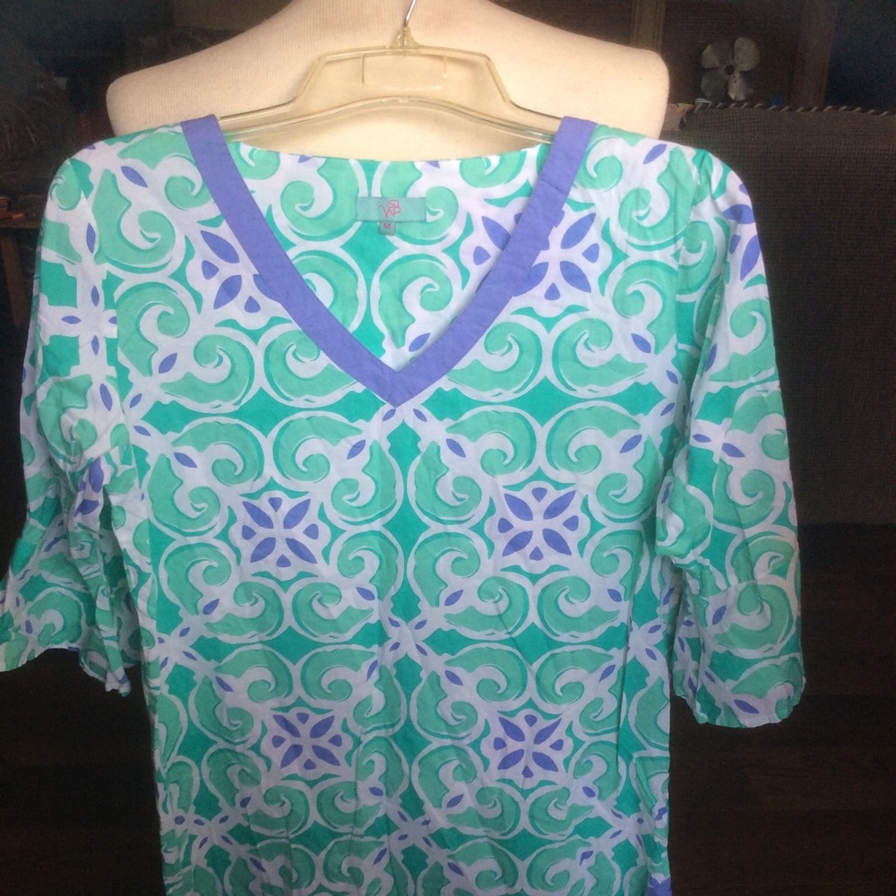 WB medium swimsuit cover up